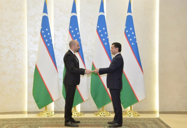 Newly appointed Canadian ambassador to Uzbekistan presents his credentials