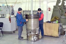 Военные атташе посетили авиаремонтный завод ВВС Азербайджана (ФОТО)