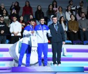 Азербайджанские гимнасты на пьедестале почета