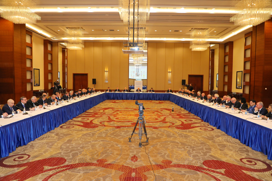 Azerbaijan's Baku hosts roundtable on sovereignty restoration and formation of new political relations (PHOTO)