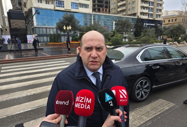 Эмин Гусейнов назвал количество людей, которые будут переселены в Агдам в этом году