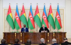 Президент Азербайджана Ильхам Алиев и Президент Гвинеи-Бисау Умару Сисоку Эмбало выступили с заявлениями для прессы (ФОТО/ВИДЕО)