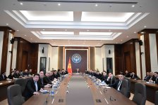 YARAT представило экспозицию "Я и ковчег, Я и потоп всемирный" с работами местных и зарубежных художников (ФОТО)