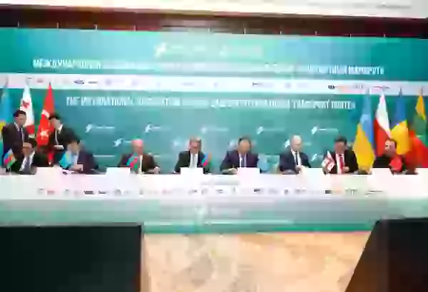 Средний коридор даст новые преимущества региональному транспортному сообщению: в Баку подписаны новые соглашения