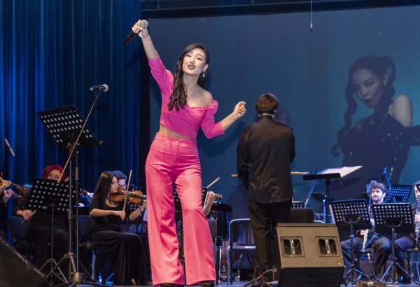 Впервые в Баку для любителей корейской музыки состоялось шоу "K-POP Symphony" (ФОТО)