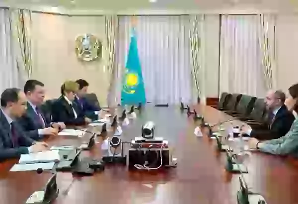 Казахстан продолжит сотрудничество с ИКАО для завершения расследования авиакатастрофы AZAL - вице-премьер