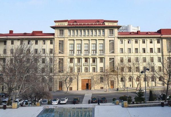 Должностные оклады сотрудников СГБ Азербайджана утверждены в новой редакции