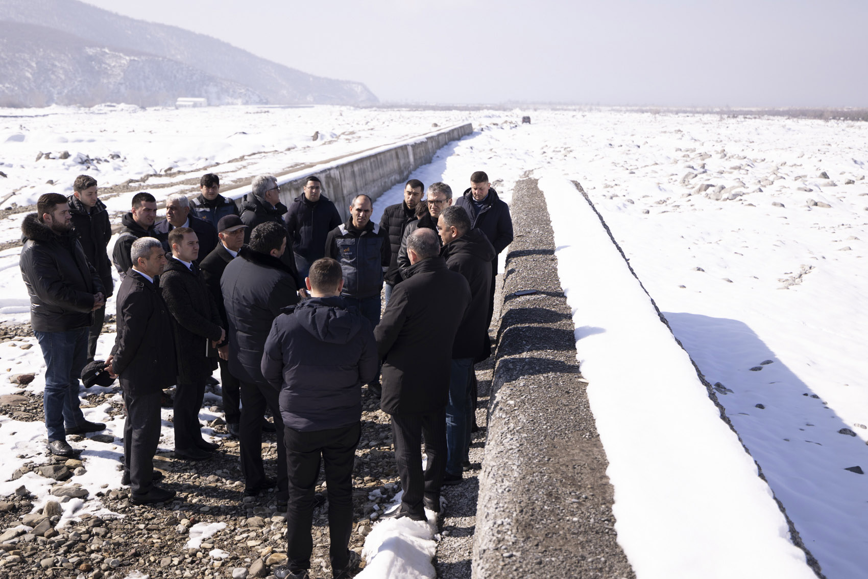 Руководство “AzerGold” и Госагентства по использованию минерально-сырьевых ресурсов провело проверку нерудных месторождений (ФОТО)