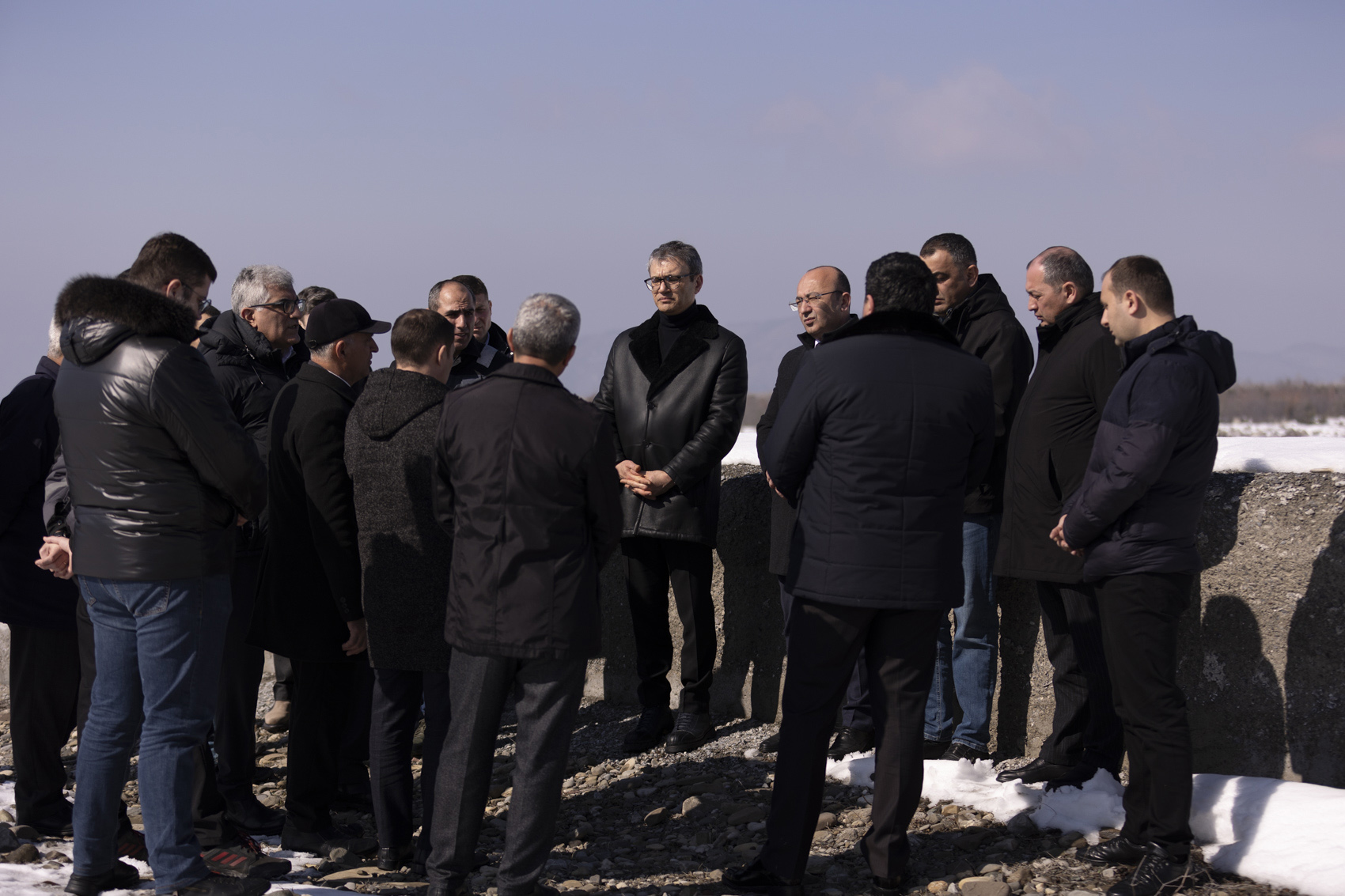 Руководство “AzerGold” и Госагентства по использованию минерально-сырьевых ресурсов провело проверку нерудных месторождений (ФОТО)