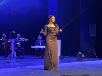 В Гяндже прошел потрясающий творческий вечер Айгюн Самедзаде с участием известных певцов (ФОТО)