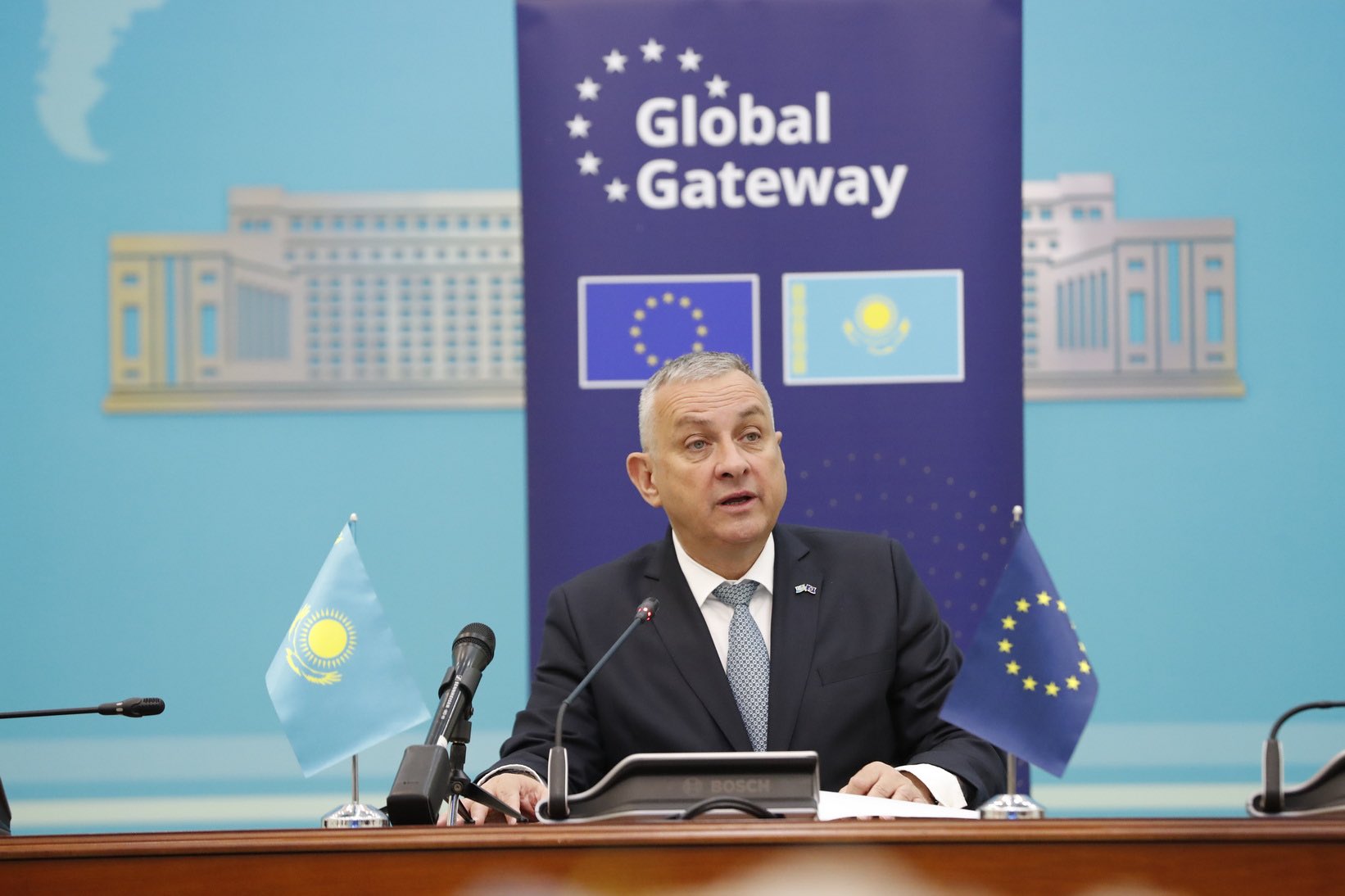 Concrete deals to strengthen EU-Central Asia economic ties - Commissioner Síkela