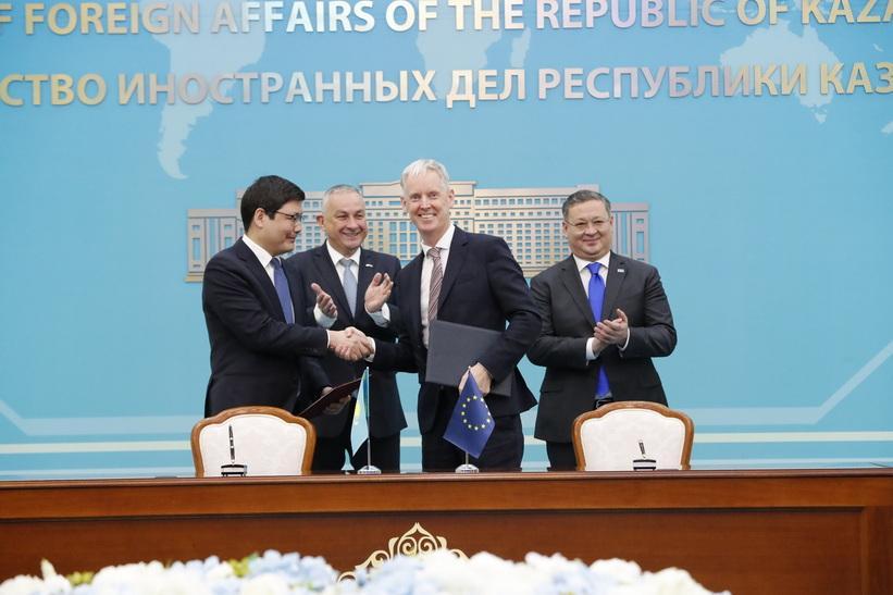 EIB lends key support to Kazakhstan’s ambitious energy and transport overhaul