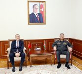 Министр обороны Азербайджана встретился с генеральным директором компании Baykar (ФОТО)
