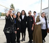 Президент Ильхам Алиев и Первая леди Мехрибан Алиева зажгли новрузовский костер вместе с жителями села Гасанриз Агдеринского района (ВИДЕО/ФОТО)