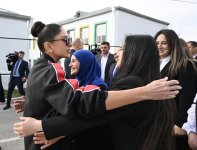 Президент Ильхам Алиев и Первая леди Мехрибан Алиева зажгли новрузовский костер вместе с жителями села Гасанриз Агдеринского района (ВИДЕО/ФОТО)