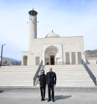 Президент Ильхам Алиев и Первая леди Мехрибан Алиева приняли участие в открытии мечети в селе Суговушан (ФОТО/ВИДЕО)