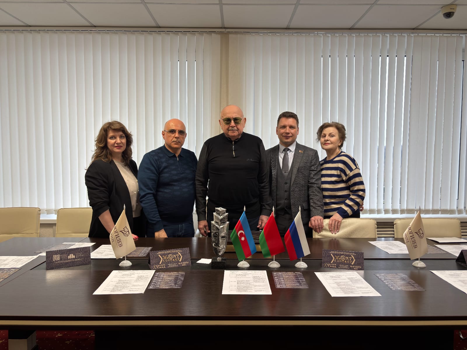 Азербайджанский русский драмтеатр с успехом выступил на международном форуме "М.@rt.контакт-2025" в Беларуси (ВИДЕО, ФОТО)