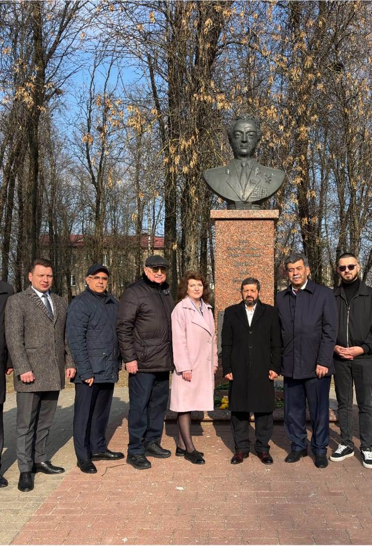 Азербайджанский русский драмтеатр с успехом выступил на международном форуме "М.@rt.контакт-2025" в Беларуси (ВИДЕО, ФОТО)