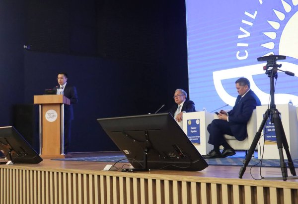 Kazakhstan focuses on training personnel to build regional aviation hub