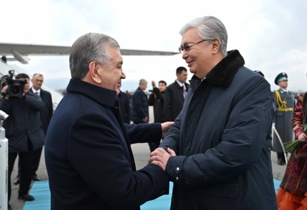 President of Uzbekistan arrives on working visit to Kazakhstan