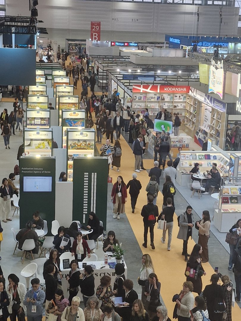 Детские книги из Азербайджана вызвали интерес в Италии - Bologna Children’s Book Fair (ФОТО)