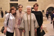 В Баку впервые прошла международная Неделя культуры и творческой моды (ФОТО)