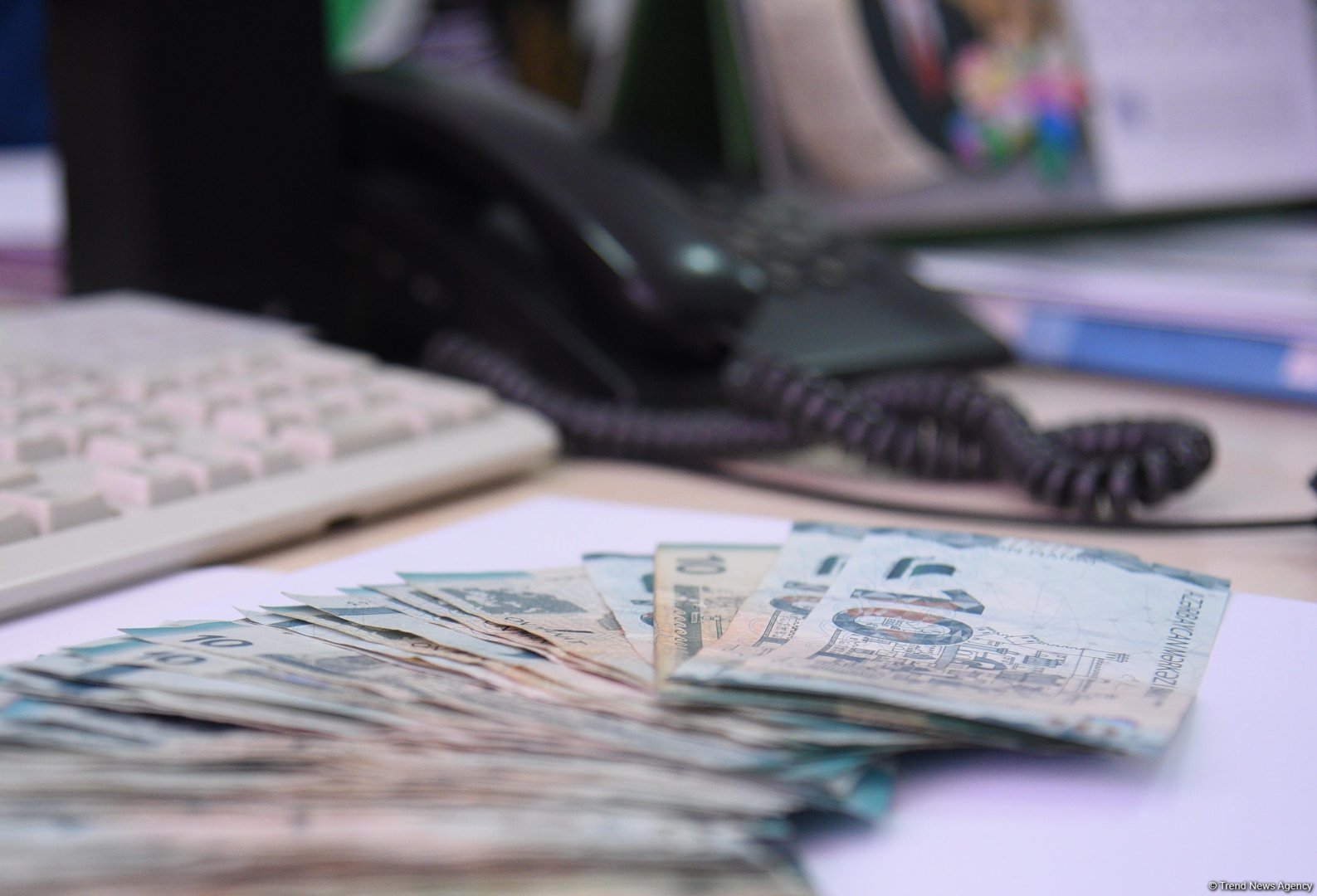 Продлен срок выплаты надбавки к зарплате медработников, участвующих в мерах по борьбе с COVID-19 в Баку