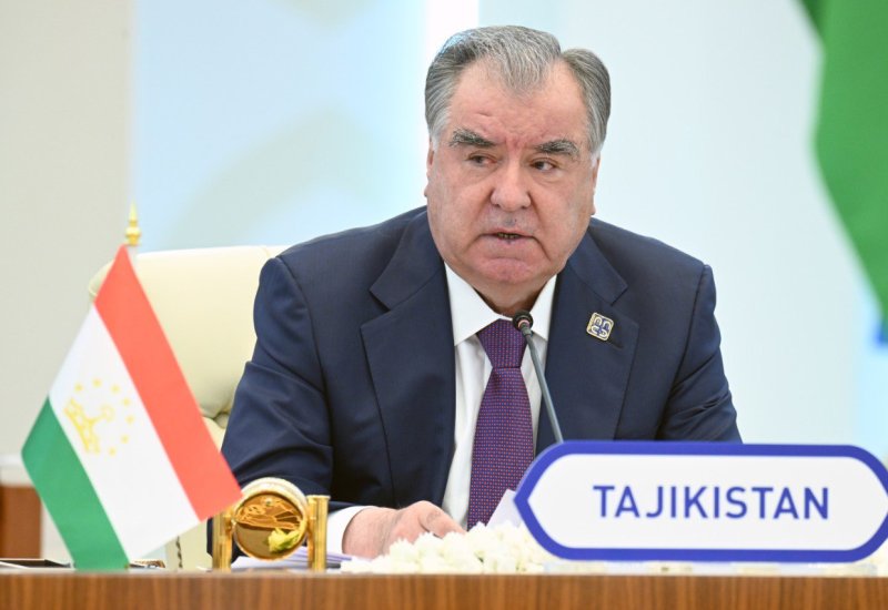 President of Tajikistan departs for working visit to Qatar