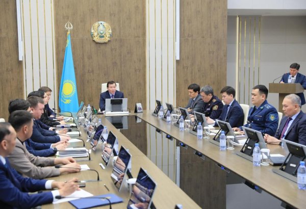 Kazakhstan rolls up sleeves for ambitious road repair project in Aktobe