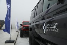 Автомобильная федерация Азербайджана организовала автопробег внедорожников (ФОТО)