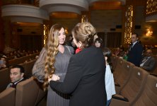 Президент Баку Медиа Центра Арзу Алиева приняла участие в церемонии презентации художественного фильма «Тагиев: Царь» в киноцентре «Низами» (ФОТО)