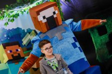 В Баку появился таинственный портал – праздник "Minecraft в кино" (ВИДЕО, ФОТО)