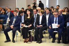 В Баку состоялось мероприятие на тему "Инновационные пути к более "зеленому" будущему: возобновляемая энергия и сокращение выбросов" (ФОТО)