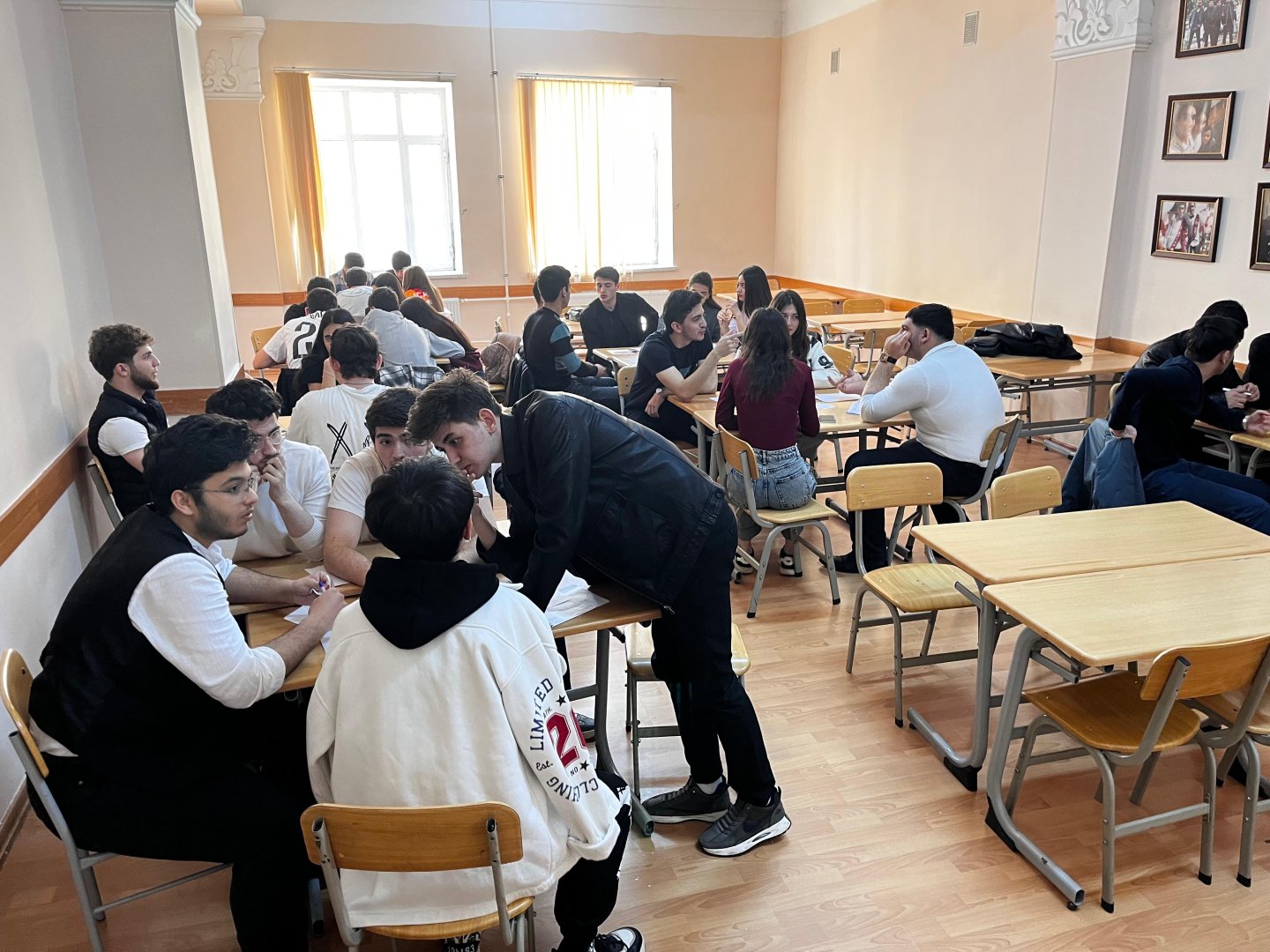 Какой азербайджанский вуз станет победителем в битве умов (ФОТО)