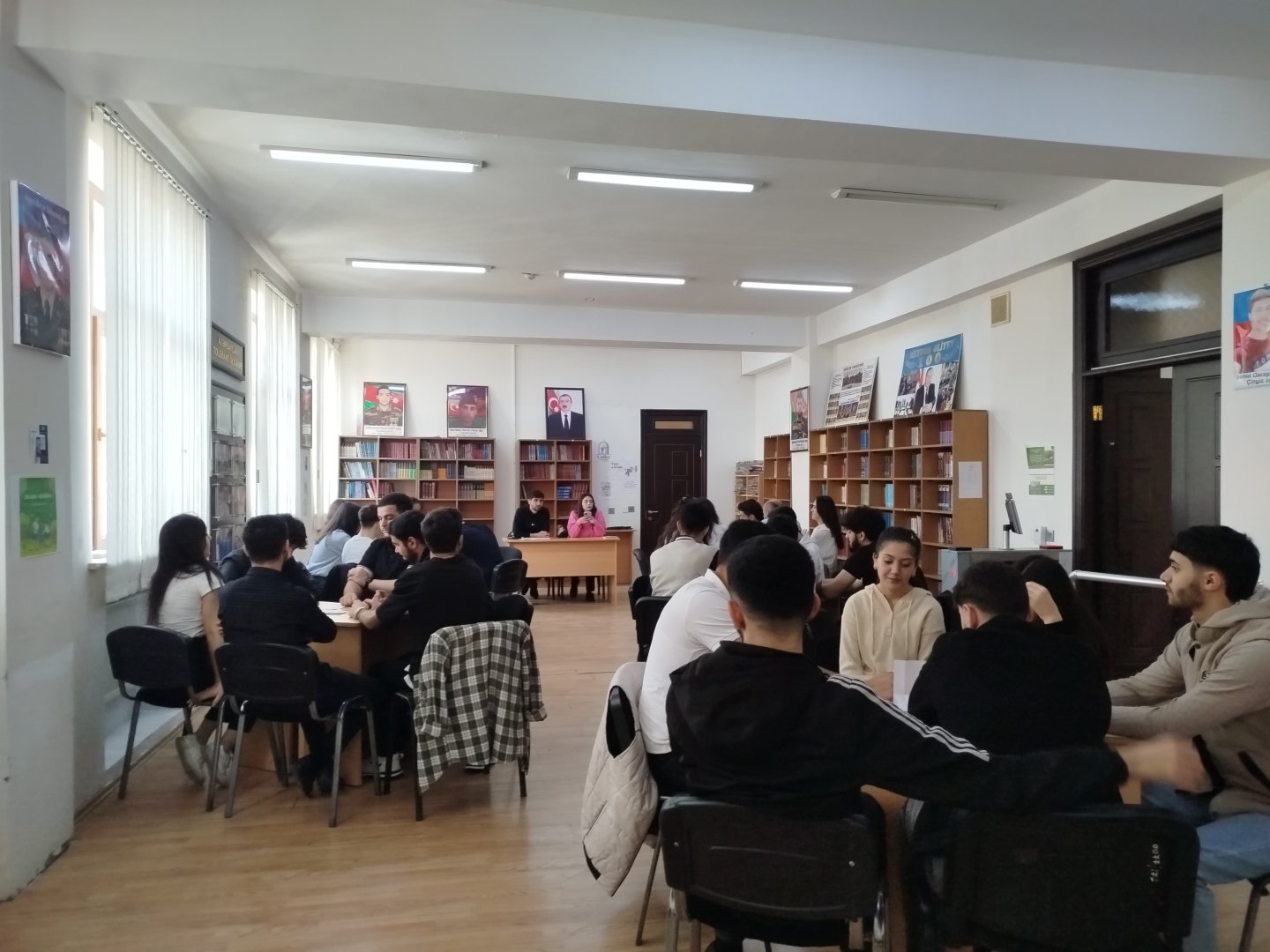 Какой азербайджанский вуз станет победителем в битве умов (ФОТО)