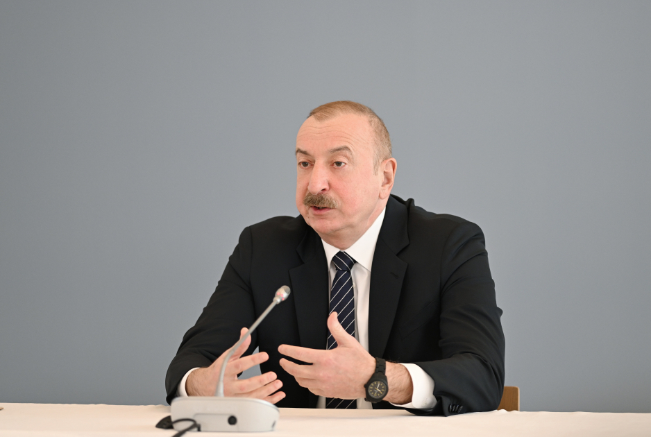 В Университете АДА с участием Президента Ильхама Алиева состоялся международный форум на тему «К новому миропорядку» (ФОТО/ВИДЕО)