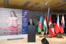 Что мы будем одевать в будущем? В Баку представлены ручные работы дизайнеров из Европы (ФОТО)