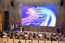 В Баку прошел 6-й Международный форум по искусственному интеллекту и большим данным (ФОТО)