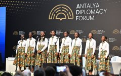 Первая леди Мехрибан Алиева приняла участие в панельном заседании Анталийского дипломатического форума (ФОТО/ВИДЕО)