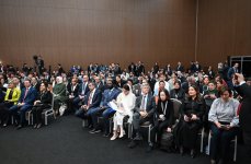 Первая леди Мехрибан Алиева приняла участие в панельном заседании Анталийского дипломатического форума (ФОТО/ВИДЕО)