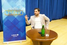 Актерское мастерство с Нураддином Мехтиханлы в Гяндже - путешествие героя с тысячью масок (ФОТО)