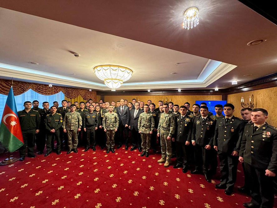 Состоялась встреча с азербайджанскими военнослужащими, обучающимися в Российской Федерации (ФОТО)