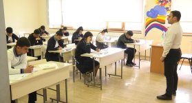 В Шуше, Ханкенди и Ходжалы впервые проводится выпускной экзамен (ФОТО)