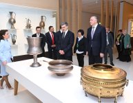 Президент Грузии посетил Центр Гейдара Алиева (ФОТО)