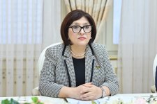Обсуждены вопросы развития экономических связей и расширения взаимной торговли между Азербайджаном и Словенией (ФОТО)