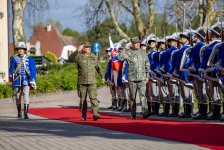 Обсуждены перспективы развития военного сотрудничества между Азербайджаном и Словакией (ФОТО)