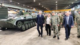 Обсуждены перспективы развития военно-технического сотрудничества между Азербайджаном и Словакией (ФОТО)