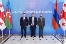 В Тбилиси состоялась трехсторонняя встреча представителей МИД Грузии, Азербайджана и Армении (ФОТО) (Обновлено)