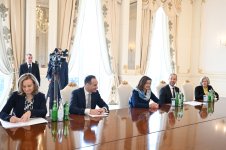 Президент Ильхам Алиев принял министра иностранных дел Словении (ВИДЕО/ФОТО)