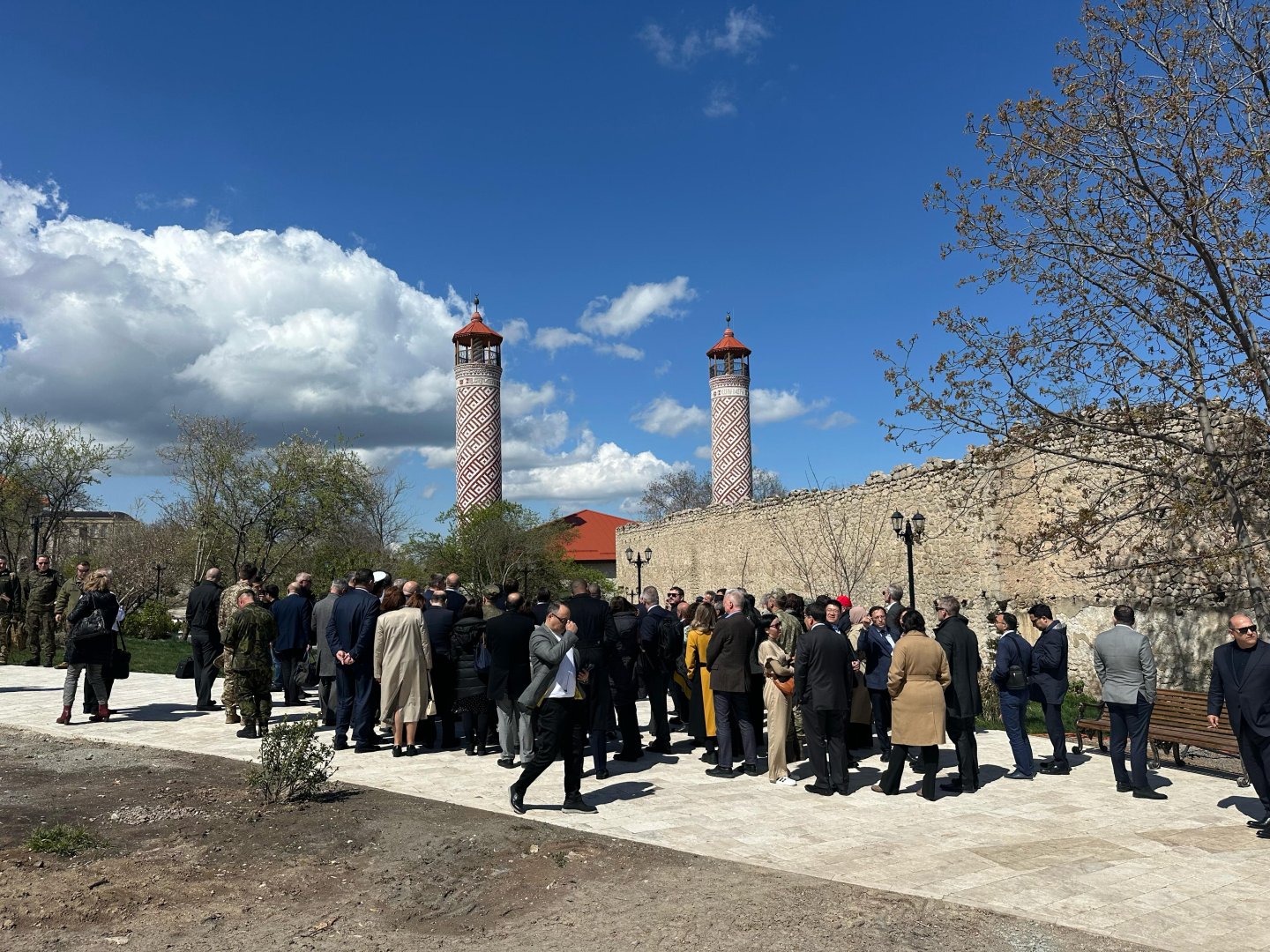 Представители дипкорпуса ознакомились с городом Шуша (ФОТО)